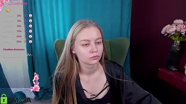 Snapshot of Polumna_cute chatting on 12.07.24 Polumna cute online show from 12.07.24