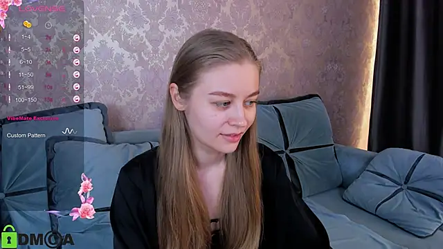 Snapshot of Polumna_cute chatting on 03.18.25 Polumna cute online show from 03.18.25