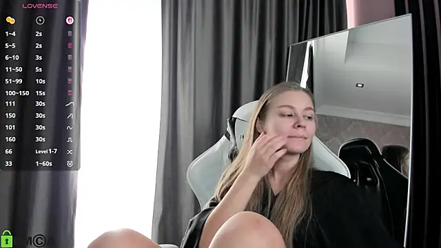 Polumna cute online show from 12.21.25