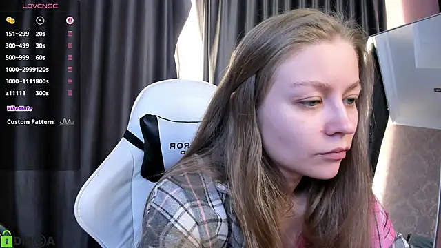 Snapshot of Polumna_cute chatting on 02.19.26 Polumna cute online show from 02.19.26