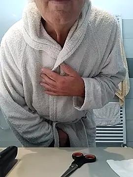 MATTIS11 online show from 11.20.25