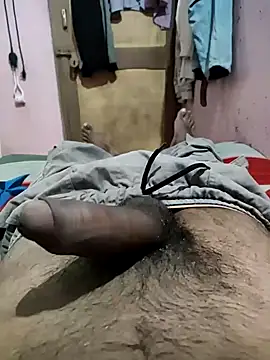 Snapshot of PlayBoy0299 chatting on 02.02.25 PlayBoy0299 online show from 02.02.25