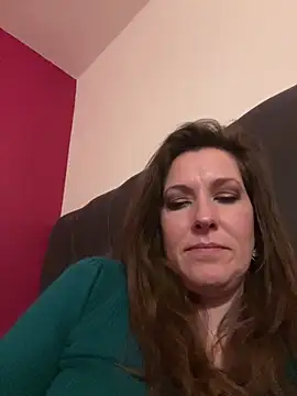 Lwhite1 online show from 03.19.25