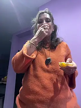 Snapshot of Lwhite1 chatting on 02.17.26 Lwhite1 online show from 02.17.26