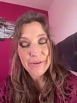 Snapshot of Lwhite1 chatting on 02.22.26 Lwhite1 online show from 02.22.26