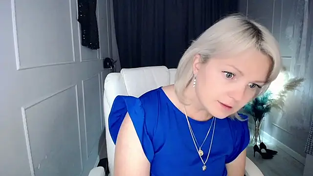 Juarnea online show from 11.27.25