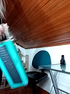 merlinaadams  online show from 10.09.25