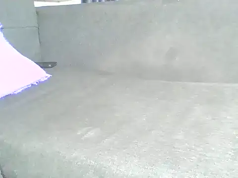 Snapshot of sweet_bigclit chatting on 10.24.25 sweet bigclit online show from 10.24.25