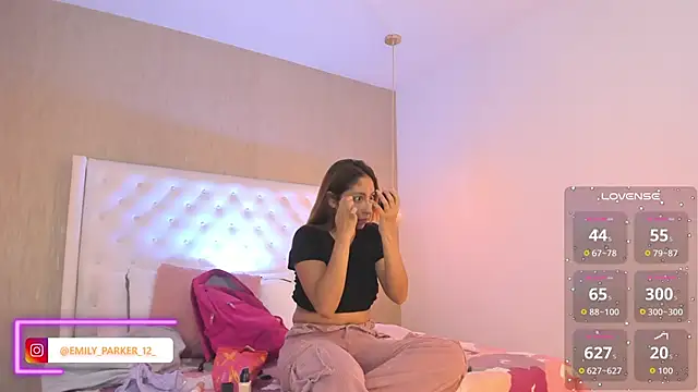 emily parkerr online show from 04.19.26