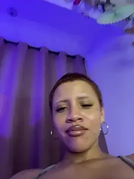 Charlotee  online show from 02.22.25