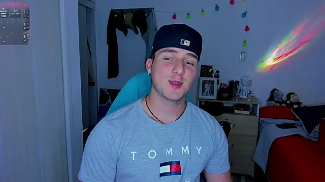 liam oficial02 online show from 01.12.25