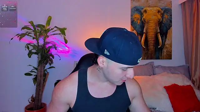 liam oficial02 online show from 03.23.25