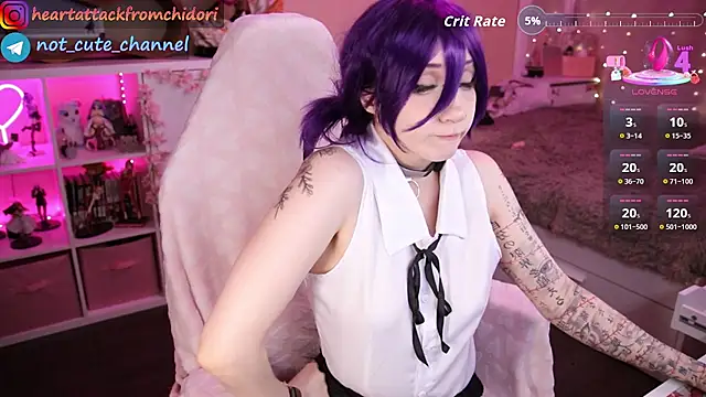 Snapshot of yourcutewaifu chatting on 10.06.25 yourcutewaifu online show from 10.06.25