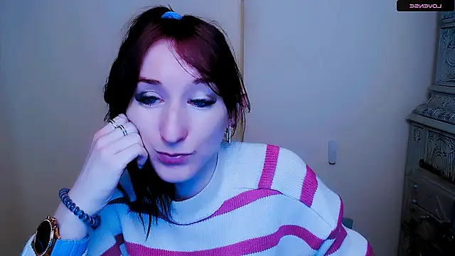 Snapshot of AmandaSell chatting on 01.30.25 AmandaSell online show from 01.30.25