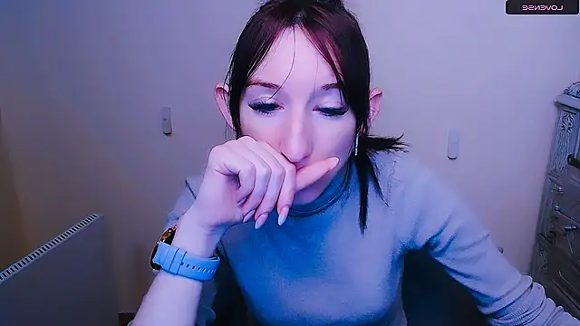 Snapshot of AmandaSell chatting on 02.02.25 AmandaSell online show from 02.02.25