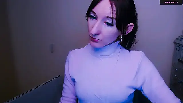 Snapshot of AmandaSell chatting on 02.04.25 AmandaSell online show from 02.04.25