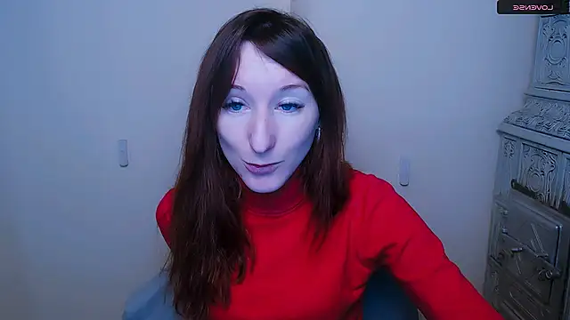 Snapshot of AmandaSell chatting on 02.18.25 AmandaSell online show from 02.18.25