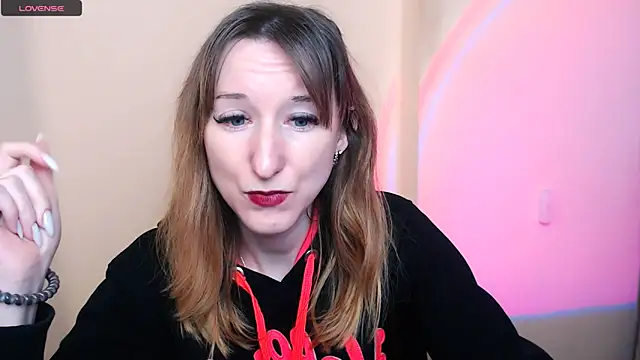 Snapshot of AmandaSell chatting on 02.04.26 AmandaSell online show from 02.04.26