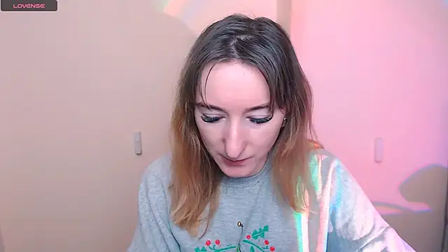 Snapshot of AmandaSell chatting on 02.15.26 AmandaSell online show from 02.15.26