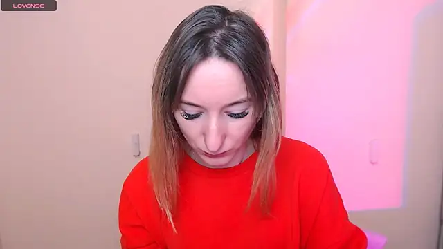 Snapshot of AmandaSell chatting on 02.19.26 AmandaSell online show from 02.19.26