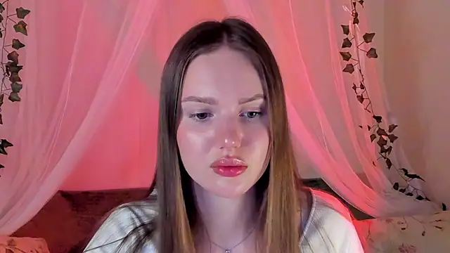 Snapshot of MishkaMe chatting on 01.12.25 MishkaMe online show from 01.12.25