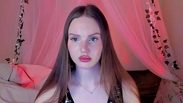 Snapshot of MishkaMe chatting on 01.22.25 MishkaMe online show from 01.22.25