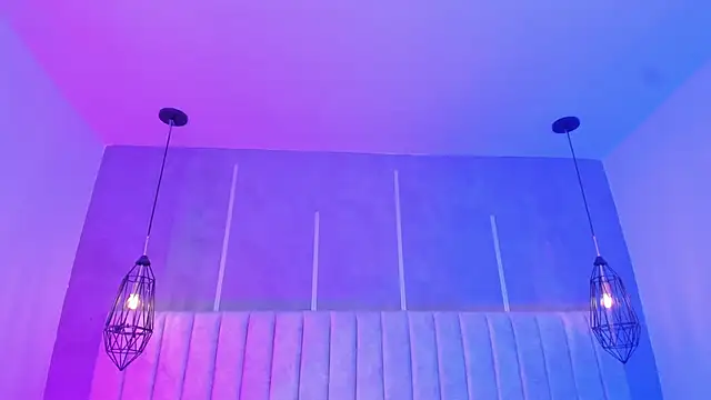 Snapshot of pamelaa_vega chatting on 09.19.25 pamelaa vega online show from 09.19.25