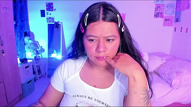 Snapshot of StephaniFox chatting on 01.21.25 StephaniFox online show from 01.21.25