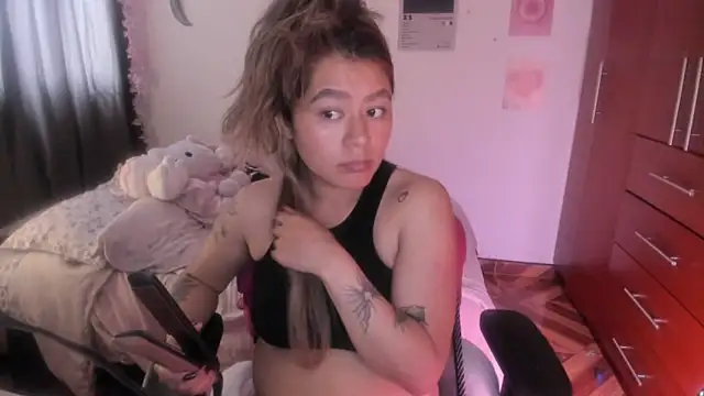 StephaniFox online show from 03.04.26