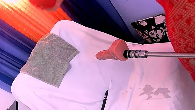 roberts kloe online show from 02.18.25