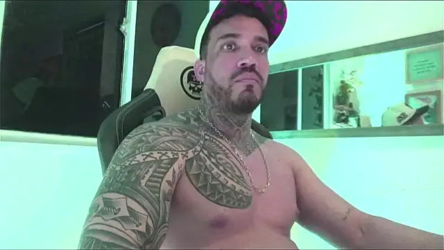 Angel sex latin online show from 12.31.24