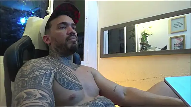 Angel sex latin online show from 01.12.25