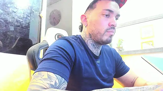 Angel sex latin online show from 02.04.25