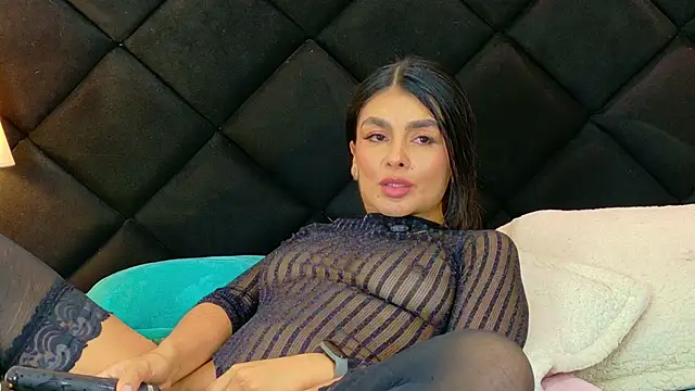 Holly Brensonexx  online show from 12.18.25