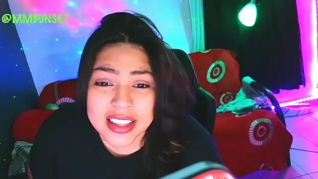 miacanela xo online show from 10.10.25