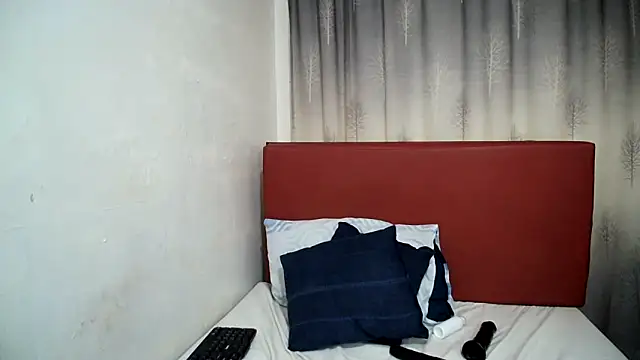 Cute Indian00 online show from 01.13.25