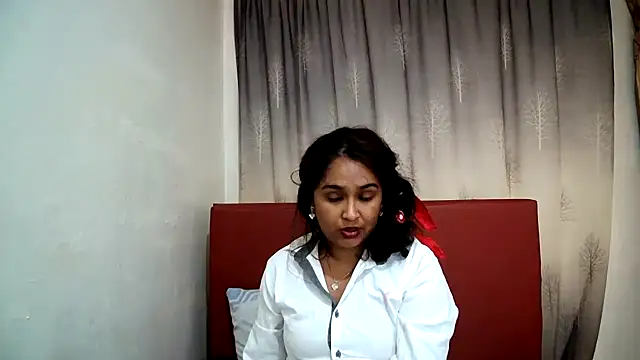 Cute Indian00 online show from 01.20.25