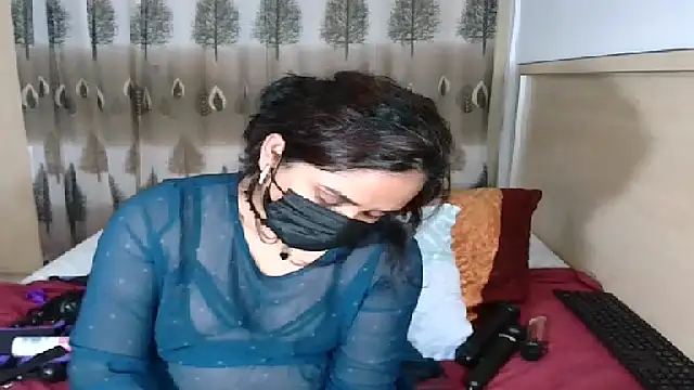 Cute Indian00 online show from 03.02.25