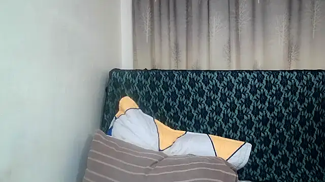 Cute Indian00 online show from 03.07.25