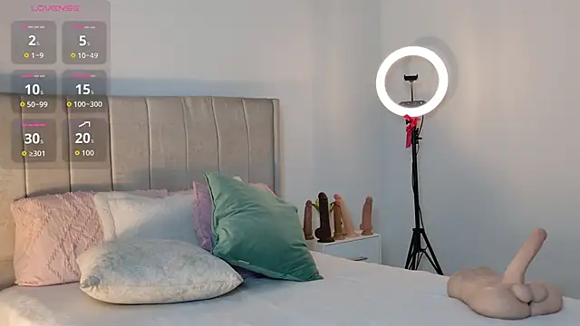 1m megan online show from 04.06.26