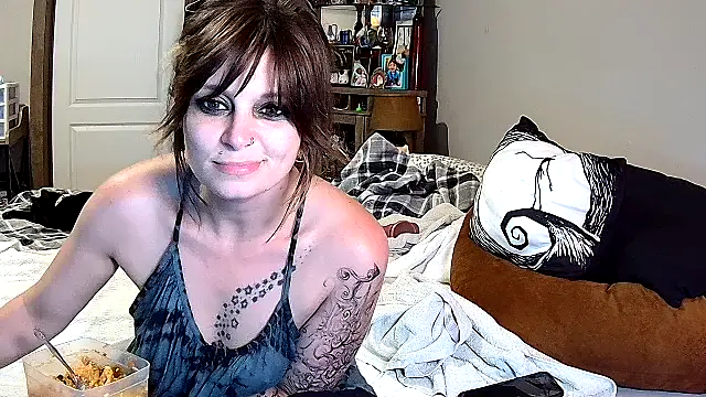 ZeelaXoXo online show from 03.02.26