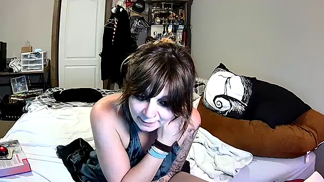 ZeelaXoXo online show from 03.02.26