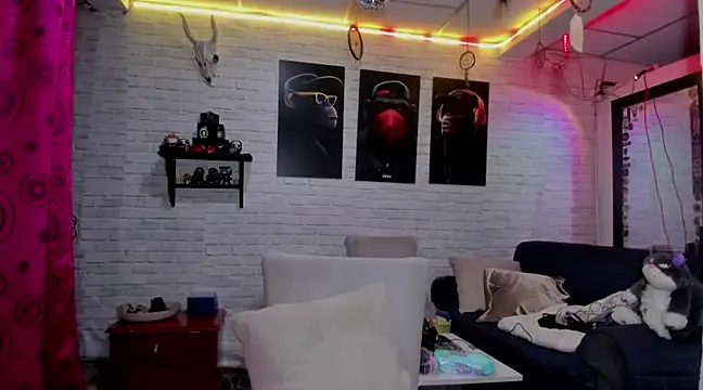 Kimmymadison- online show from 12.16.24