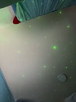 Kimmymadison- online show from 10.12.25