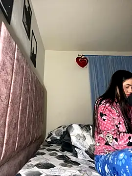 Kimmymadison- online show from 11.01.25