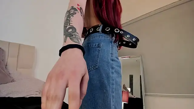 Roxxy mora online show from 02.19.25