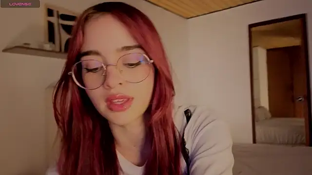 Roxxy mora online show from 10.24.25