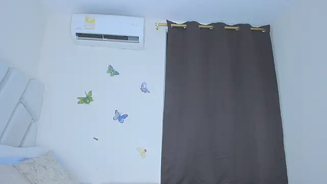 sofiacastillo01 online show from 02.14.26