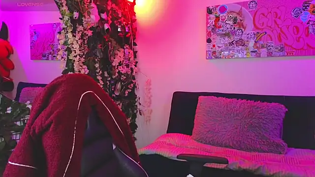 Snapshot of Dann_dan chatting on 02.06.26 Dann dan online show from 02.06.26