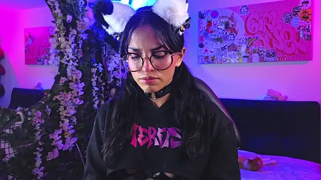 Snapshot of Dann_dan chatting on 02.11.26 Dann dan online show from 02.11.26